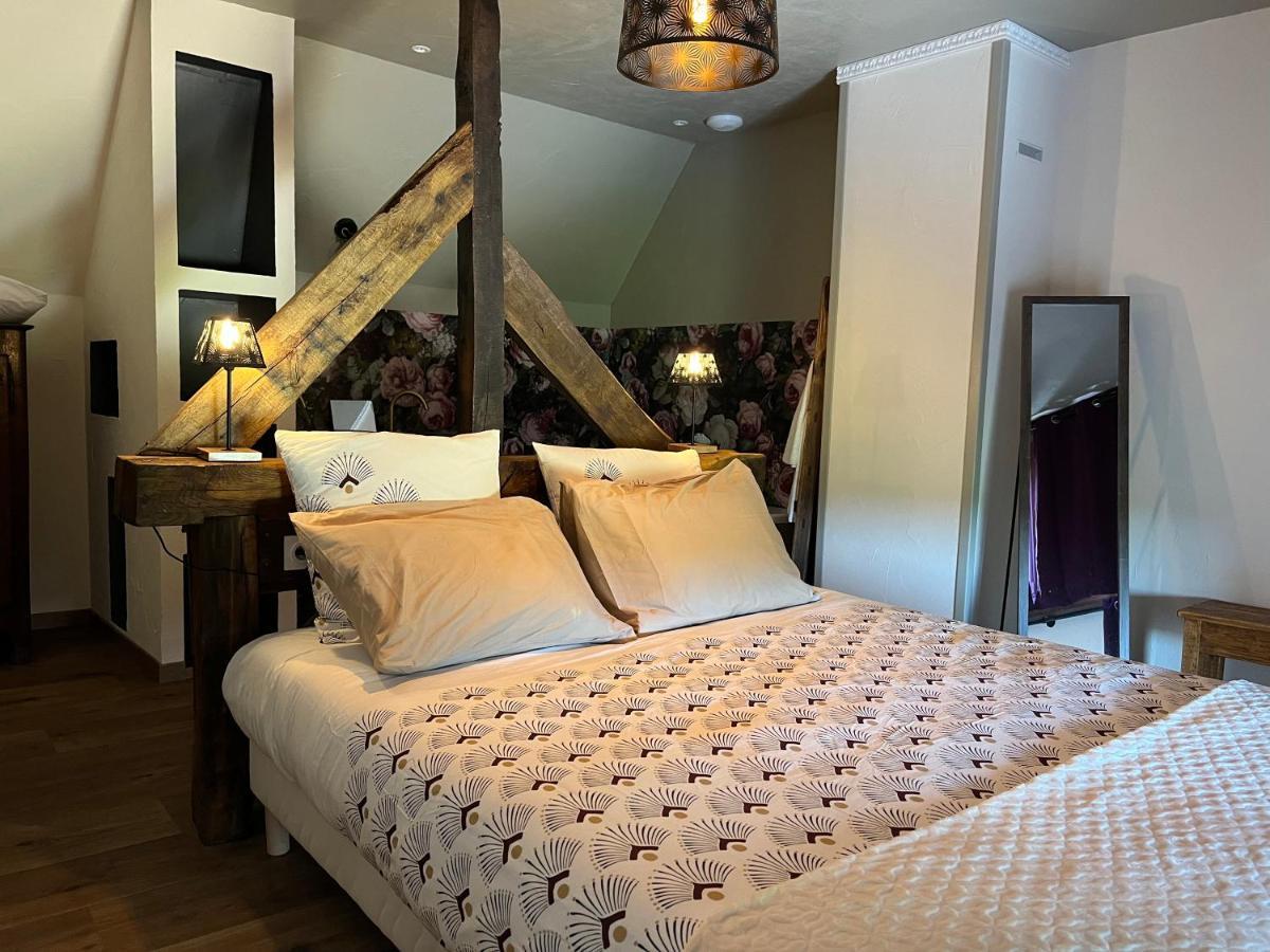Maison D'Hote Avec Sauna Et Jacuzzi A La Campagne Les Portes du Coglais Exterior foto